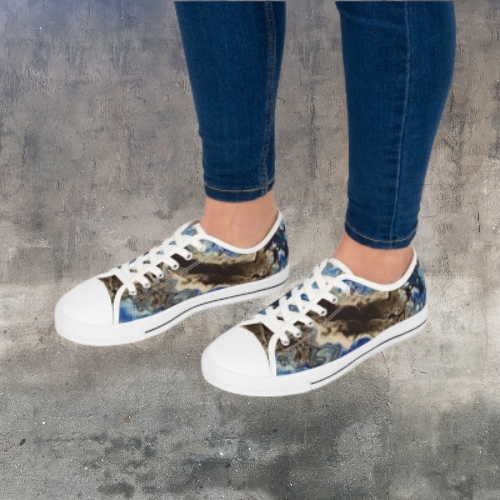 Cozy Waters Women's Low Top Sneakers